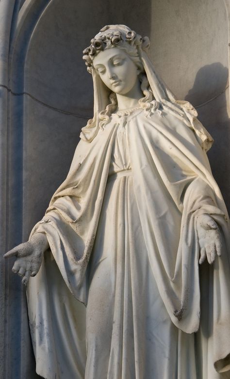 https://flic.kr/p/4A3gyN | Virgin Mary statue | Taken at Holy Cross Catholic Cemetery. Blessed Mary, Virgin Mary Statue, Mama Mary, Mary Statue, Queen Of Heaven, Blessed Mother Mary, The Virgin Mary, Daughters Of The King, Mary And Jesus