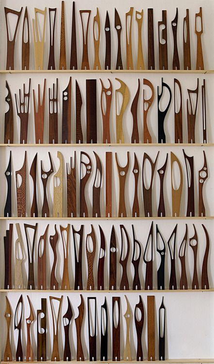 Afrikaanse Kunst, Collections Of Objects, Pottery Tools, Whittling, Objet D'art, Abstract Sculpture, Wood Sculpture, Displaying Collections, Wood Carving