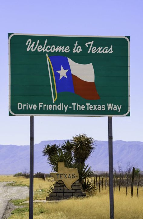 Welcome To Texas Sign, Welcome To Texas, Texas Sign, Texas Signs, Texas Life, Texas Places, Post Grad Life, Moving To Texas, Vision Board Goals