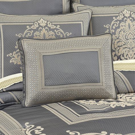 Luxury pillows decorative