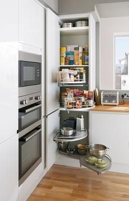 Extra Tall Corner Larder Tower Unit with Full Extension Corner Storage Accessories Corner Storage Ideas, Kitchen Corner Units, Corner Kitchen Pantry, Kitchen Corner Storage, Tall Kitchen Cabinets, Corner Kitchen Cabinet, Corner Pantry, Storage Shelving, U Shaped Kitchen