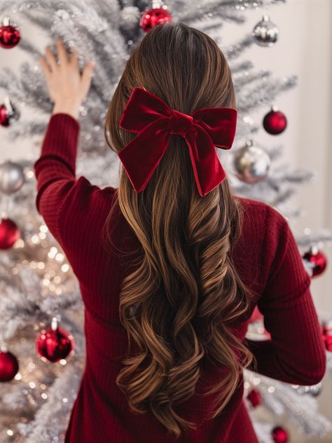 Christmas Long Hair Styles, Christmas Bow Hair, Hair For Christmas Party, Easy Hairstyles For Formal Events, Christmas Party Hairstyles Medium, Formal Party Hairstyles, Hairstyles For Christmas Party, Hairstyles For The Holidays, Easy Christmas Hair