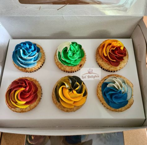 Harry Potter Cupcakes Easy, Harry Potter House Cupcakes, Hogwarts Cupcakes, Harry Potter Themed Desserts, Harry Potter Cupcakes Ideas, Harry Potter Muffins, Cupcakes Harry Potter, Harry Potter Desserts, Harry Potter Cupcakes