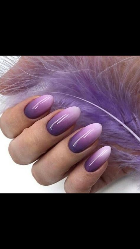 Purple Ombre Nails, Unghie Sfumate, Lilac Nails, Glittery Nails, Purple Nail, Ombre Nail Designs, Almond Acrylic Nails, Round Nails, Sparkle Nails