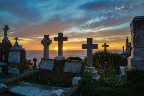 cemetery sunset #obituaries #deathnotices #vitalrecords #cemeteryrecords #genealogy #genealogist #freegenealogysites 6 Feet Under, Free Genealogy Sites, Joseph Stalin, Todays Verse, Public Domain Images, Tombstone, Graveyard, Malaga, Free Pictures