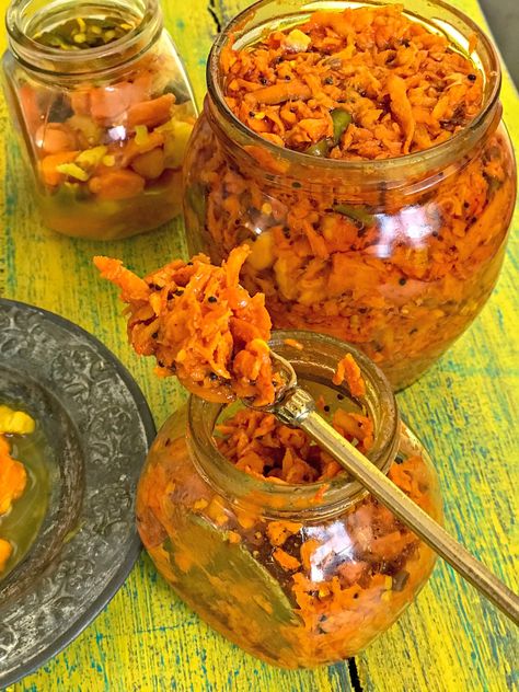 Fresh Turmeric Pickle - Kachi Haldi ka Achar - Sinamon Tales Turmeric Pickle Recipe, Indian Pickle Recipe, Indian Fast Food, Methi Seeds, Salsa Sauce, Turmeric Recipes, Fresh Turmeric, Points Recipes, Homemade Spices