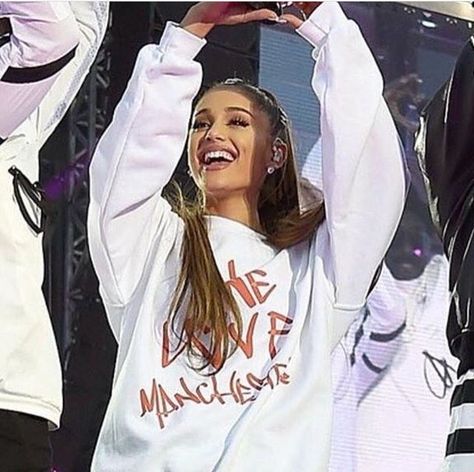 Ariana Manchester, Ariana Grande One Love Manchester, Manchester Ariana Grande, One Love Manchester, Ariana Grande Dangerous Woman Tour, Ariana Grande Dangerous Woman, Dangerous Woman Tour, Ariana Grande Photos, Dangerous Woman