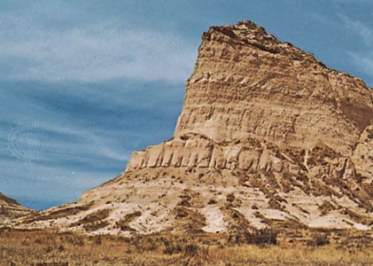 Scottsbluff National Monument. Did you make it to the top? Nebraska Scenery, Scottsbluff Nebraska, Travel Nebraska, Western Nebraska, Country View, Volcanic Ash, On Horseback, Chicago Tribune, National Monuments