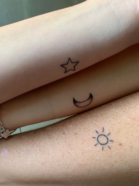 Sun Star And Moon Tattoo Matching, Sun Moon Star Trio Tattoo, Moon Star Sun Tattoo Best Friends, Sun Moon Star Finger Tattoo, Star Sun Moon Matching Tattoos, 3 Best Friend Tattoos Sun Moon Star, Moon Sun And Stars Tattoo Matching, Trio Henna Tattoos, Star Moon Sun Tattoo Friends