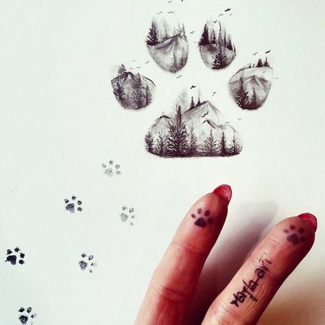 Tattoo Perro, Cat Footprint, Dog Memorial Tattoos, Pawprint Tattoo, Dog Paw Tattoo, Double Exposition, Tattoo Zeichnungen, Paw Tattoo, Handpoke Tattoo