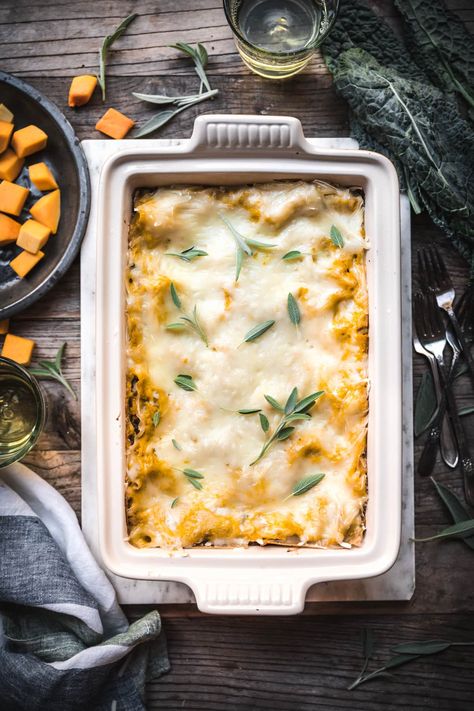 Butternut Squash Lasagna Recipe, Butternut Squash Lasagna, Squash Lasagna, Butternut Squash Risotto, Vegetarian Thanksgiving, Butternut Squash Recipes, Think Food, Fall Dinner, Roasted Butternut Squash