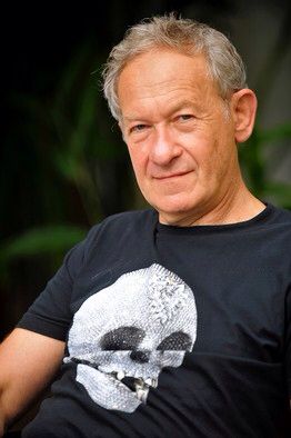 Simon Schama - best writer of history and art criticism around Simon Schama, Art Criticism, Tv Documentary, Famous Authors, Writers And Poets, Famous Art, Dream Boy, Favorite Authors, Poets