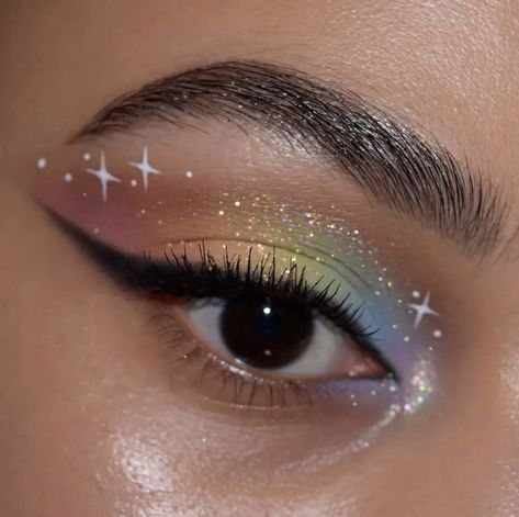 Colourful Eyeshadow, Colorful Eyeliner, Circus Makeup, Rainbow Eye Makeup, Everyday Eyeshadow, Eyeshadow Tutorials, Cute Eye Makeup, Pride Makeup, Getting Bored