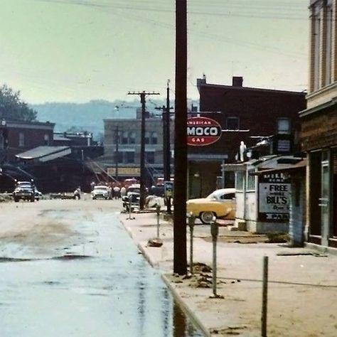 After the 1955 flood - lower East Main St., Torrington CT Torrington Connecticut, Historical Pictures, North West, Connecticut, Cool Places To Visit, Bing Images, New England, Maine, Places To Visit