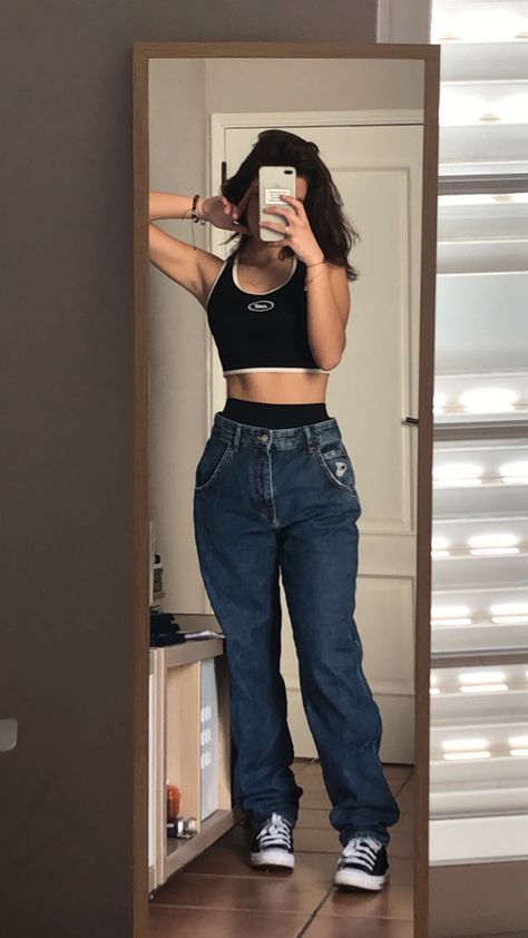 Outfit Inspo School, Cargo Pants Outfit, Mineral Water, Style Board, Pants Outfit, Fitness Inspo, Jean Outfits, Classy Outfits, Natural Makeup