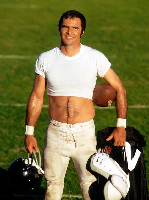 Reynolds in The Longest Yard, 1974 Martin Schoeller, Sally Field, Smokey And The Bandit, Burt Reynolds, American Sports, Hollywood Legends, I Love Lucy, American Actors, Television Show