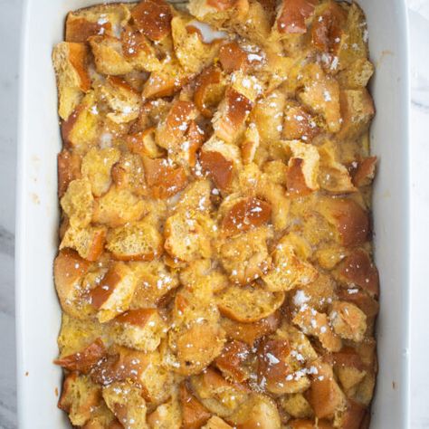 Hot Dog Bun French Toast Bake - Make the Best of Everything Hot Dog Bun Breakfast Casserole, Hot Dog Bun French Toast, Easy Hot Dog Buns, Toasted Hot Dog Buns, Leftover Hot Dog Buns, French Toast Toppings, Make Ahead French Toast, Crockpot French Toast, Hot Dog Bun