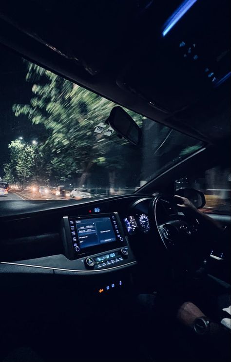 https://pin.it/43bJlFKdv Cars Pics Aesthetic, Innova Crysta Night Drive, Sunroof Car Pictures, Cars Instagram Stories, Car Driving Photo, Night Car Snapchat Stories, Car Aesthetic Pics, Car Driving Pic, Car Story Instagram