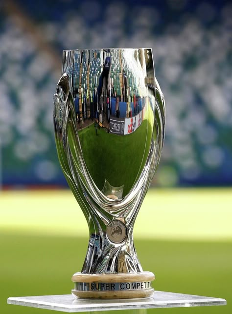 trophy ( UEFA Super Cup) Uefa Super Cup Trophy, Ricardo Kaka, Football Champions, Football Trophies, Football Cups, Uefa Super Cup, Trophy Design, Wallpaper Earth, Tribe Of Judah