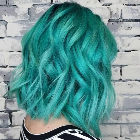 Grey Hair Wax, Baby Baker, Oxenfree, Pulp Riot Hair Color, Hair Color Unique, Cute Hair Colors, Teal Hair, Pulp Riot, Beautiful Hair Color