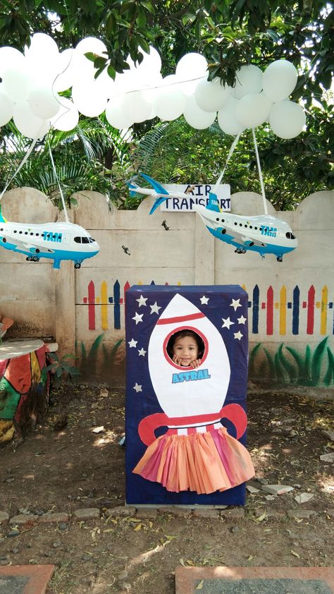 Rocket project by Aparna Tokekar DIY photo booth for Air Transport school project kindergarten Air Transport Decoration, Air Transportation Preschool Crafts, Rocket Photo Booth, Air Transportation Preschool, Rocket Project, Pentas Seni, Transportation Preschool, Rockets For Kids, Cool Kids Rooms