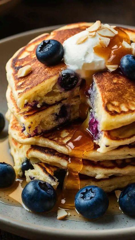 Almond Flour Blueberry Pancakes Recipe: Delicious Southern Biscuits And Gravy, Almond Flour Blueberry, Healthy Blueberry Pancakes, Blueberry Ricotta Pancakes, Breakfast Smoothie Bowl Recipes, Lemon Blueberry Pancakes, Almond Pancakes, Blueberry Pancakes Recipe, Almond Flour Pancakes