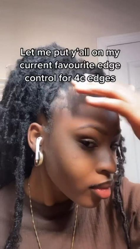 Edges Tutorial, 4c Edges, Unique Hair Clip, Black Pfps, Healthy Life Hacks, Twists Locs, Edges Hair, Natural Hair Tutorials, Gorgeous Hairstyles