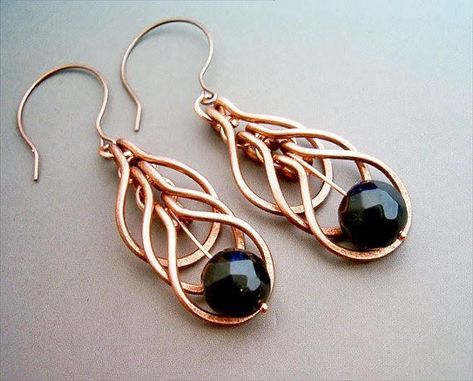 Hammered Copper Jewelry, Handmade Copper Bracelet, Wire Earrings Handmade, Wire Jewelry Earrings, Wire Jewelery, Simple Rings, Chainmail Jewelry, Jewelry Ear, Copper Wire Jewelry