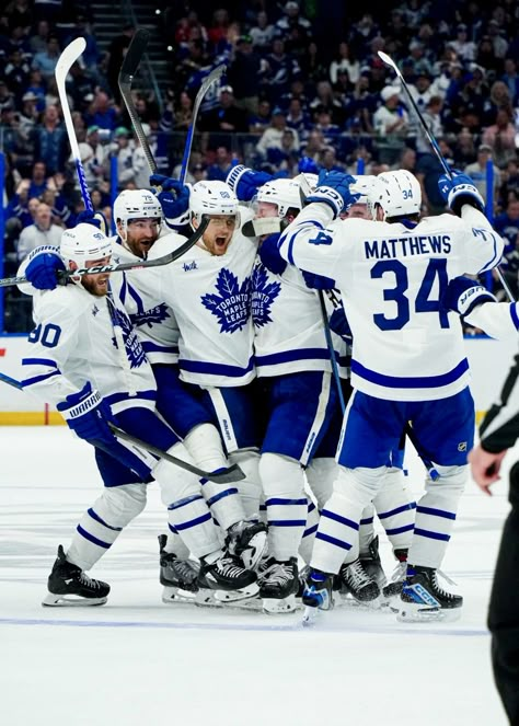 Maple Leafs Aesthetic, Leafs Aesthetic, Hockey Photos, William Nylander, Mitch Marner, Toronto Maple Leafs Hockey, Maple Leafs Hockey, Auston Matthews, Hockey Romance