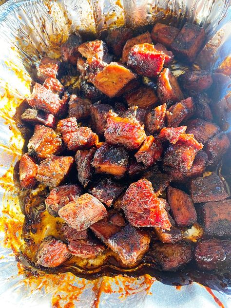 Pork Country Style Rib Burnt Ends (5 Simple Steps for Juicy Caramelized Meat Candy) - Simply Meat Smoking Leftover Smoked Pork, Bbq Burnt Ends, Tenderloin Tacos, Stuffed Tenderloin, Strip Steak Recipes, Ny Strip Steak Recipes, Pork Burnt Ends, Bbq Beef Short Ribs, Smoked Pork Recipes