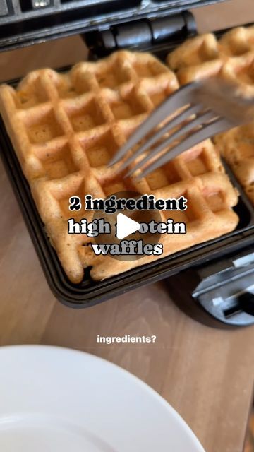 Chrissy Petty on Instagram: "Are you more of a pancake or waffle girlie? 🥞🧇

Here’s the easiest way to make a high protein, low carb waffle with only TWO INGREDIENTS.

I used 2 eggs + heaping spoonful of peanut butter (you can just use 1 egg if you want, I used 2 for a fluffier vibe).

Back in my keto days, these were a staple if I was craving waffles and I saw my friend @ketomadesimple 😘 make them recently and was re-inspired!

Would you try these?

#recipes #lowcarbhighprotein #highprotein #lowcarbrecipes #waffles" Low Carb Waffle Recipe, Peanut Butter Chaffle, High Protein Waffles, Protein Waffle Recipe, Low Carb Waffle, Peanut Butter Waffles, Low Carb Waffles, Protein Waffles, My Keto