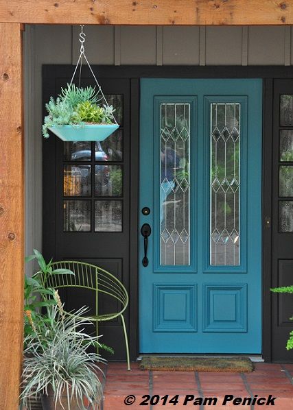 Sw Cloudburst, Cabin Front Door Colors, Dark Grey Houses, Charcoal House, Teal Front Doors, Teal Door, Dish Collection, Island Cottage, Turquoise Door