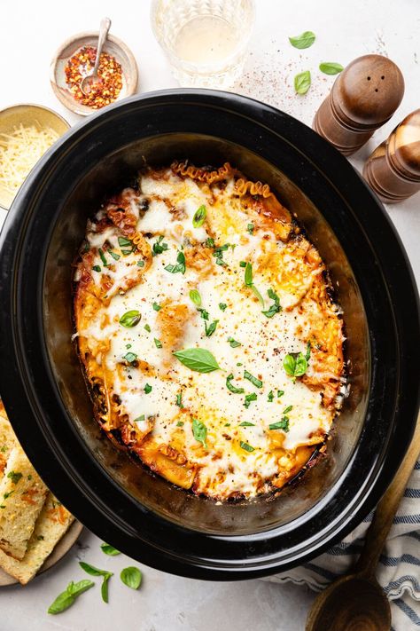 Lasagna Crockpot Recipes Easy, Ricotta Crockpot Recipes, Crock Pot Lasagna Easy, Lasagna Recipe Crock Pot, Crockpot Lasagna With Cottage Cheese, Crockpot Lasagna Casserole, Crockpot Lasagne, Easy Crockpot Lasagna, Crockpot Lasagna Recipe