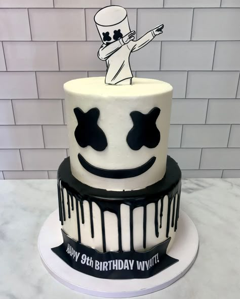 Marshmallow Dj Birthday Party Ideas, Marshmallow Dj Party Ideas, Dj Marshmellow Party Theme, Fortnite Marshmello Cake, Marshmello Cake, Fortnite Marshmellow Cake, Dj Marshmello Cake, Dj Cake, Dj Marshmello