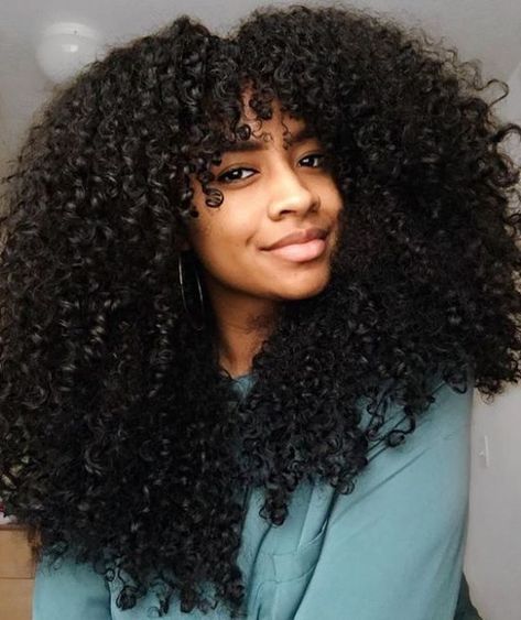 Spring 2020 Hair Trends Are In And They're "Bigger" Than Ever - Society19 Onion Juice For Hair Growth, Juice For Hair Growth, Natural Hair Black Women, Juice For Hair, Onion Juice For Hair, Hair Black Women, Onion Juice, Long Hair Tips, Pelo Afro