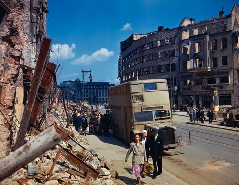 Berlin 1945, German History, Air Raid, Berlin Wall, Colour Photograph, Hiroshima, Berlin Germany, 2 Photos, World History