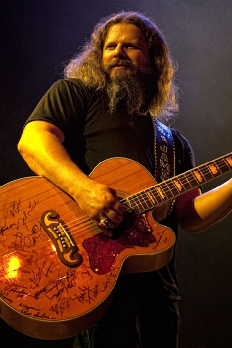 Jamey Johnson's performance at the concert. Keith Whitley, Simpsonville Sc, Jamie Johnson, Hank Jr, Jamey Johnson, Male Artists, Outlaw Country, I Tunes, Country Music Artists