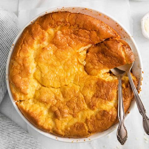 Cheese Souffle Recipes, Egg And Cheese Casserole, Cheese Soufflé, Quiche Lorraine Recipe, Homemade Crust, Cheese Souffle, Easy Quiche, Souffle Recipes, Fluffy Eggs