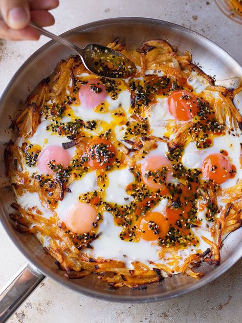 potato and gochujang braised eggs recipe | Ottolenghi Recipes Chilli Pasta, Brunch Salad, Ottolenghi Recipes, Red Pepper Paste, Salsa Ingredients, Vegetarian Bake, Bakery Products, Desserts With Biscuits, Perfect Brunch