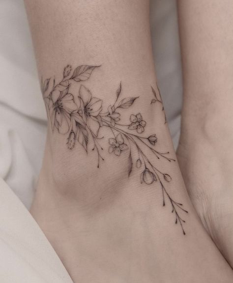 Vine Foot Tattoos, Wrap Around Ankle Tattoos, Ankle Foot Tattoo, Flower Vine Tattoos, Pretty Flower Tattoos, Tattoo Ankle, Dove Tattoos, Waist Tattoos, Ankle Bracelet Tattoo