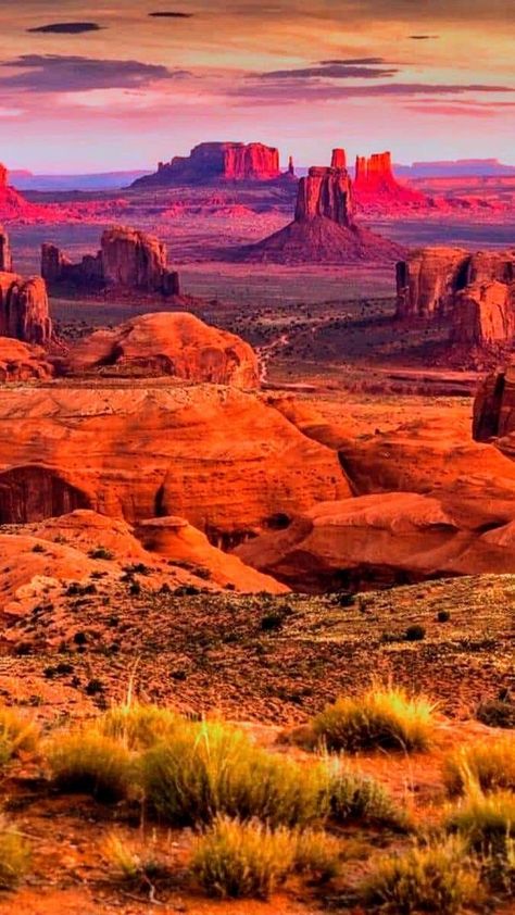 Navajo Reservation Arizona, Navajo Aesthetic, Best Grand Canyon Tours, Navajo Reservation, Utah Landscape, Grand Canyon Tours, Desert Aesthetic, Wilde Westen, Japon Illustration