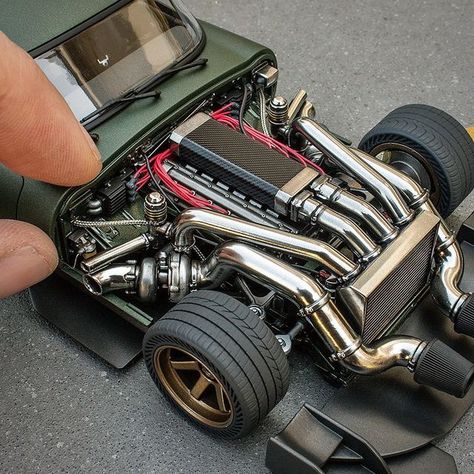 Martin Aveyard on Instagram: "Finally finished the Revell 1/24 Jaguar E-Type Coupe after getting distracted by other builds and buildoffs etc. Not much of the kit left here other than the body, firewall and chassis. Custom designed and 3D printed engine, turbo setup, wheels, tires and aero. #124scale #124scalemodel #124scalecars #124scalemodelcar #revell #tamiya #aoshima #fujimi #scalemodel #modelcar #modelcars #scaleauto #plasticmodel #plasticmodelkit #plasticmodelcar #modelkit #modelcarbuil Revell Model Cars, Model Engine Kits, Model Car Kits, Metal Model Kits, Plastic Model Kits Cars, Model Cars Building, Hot Rod Art, Car Kits, Car Building