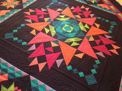 Solid Fabric Quilts, Amish Quilt Patterns, Hst Quilts, Southwest Quilts, Triangle Quilts, Bright Quilts, Painted Barn Quilts, Me And My Sister, Medallion Quilt