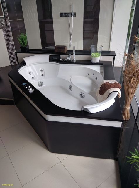 Dream Tub, Jacuzzi Bathroom, Bathroom Tubs, Dreams Spa, Bathroom Sink Decor, Modern Bathroom Interior, Bathroom Organization Diy, Whirlpool Bathtub, Bathroom Update