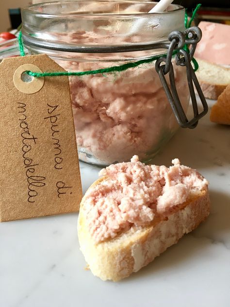 If you’re looking for a traditional Bologna recipe, there is no shortage of options. You need a honestly good Mortadella Bologna Mousse recipe. The mousse has the consistency of pâté and you can serve it as an appetizer, aperitif, merenda. It's a gluten-free recipe Mortadella Appetizers, Italian Mortadella Sandwich, Ground Bologna Spread, Mortadella Pasta, Mortadella Recipe, Mortadella Mousse, Rillettes Recipe, Anthony Bourdain Mortadella Sandwich, Bologna Recipes