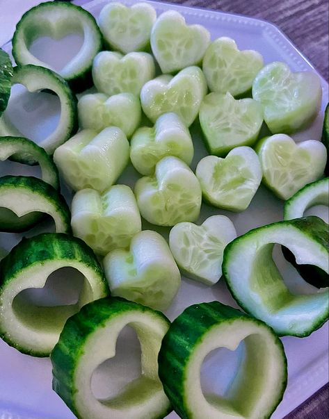 cucumber, healthy, health, fruit, green, hearts, heart, plant, refreshing, fresh, cool, cooling, summer, spring, pretty, light, ideas, vegetable, vegetables, vegan, vegetarian, hydration, hydrating, spa, nutrition, nutritious, nutrients, shape, shapes, crunchy, edible, food, snack, inspo, inspiration, snack inspo, minerals, vitamins, fiber Food Inspo For Birthday, Cute Healthy Snacks Aesthetic, Sleepover Snacks Healthy, Spa Food Ideas, Aesthetic Snacks Healthy, Cucumber Hearts, Cute Healthy Snacks, Spa Snacks, Cute Healthy Food