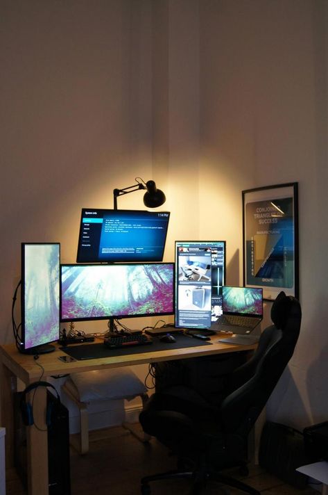 My 5-screen work/gaming setup - Album on Imgur Multi Screen Desk Setup, Diy Computer Desk Ideas, Computer Desk Ideas, Computer Desk Plans, Monitor Setup, Simple Computer Desk, Diy Computer Desk, Gaming Desk Setup, Best Gaming Setup