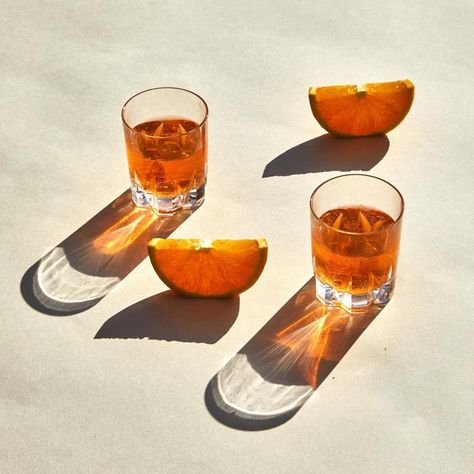 liquid sunshine 🍊🍯🥃 (Did alot of experimentation with this one xoxo) 🫧Made with @procreate on ipad 🫶🏻 Swipe for process timelapse video and reference pic via @pinterest by @entropicofilm #whiskeyart #alcoholart #cocktailart #sunshine #liquidsunshine #stilllifeartist #digitalart #iridescent #sunart #orangeart #fruitart #semirealisticart #contemporaryart #barcartdecor #barcartstyle #barart #mixologyart #ipadart #procreateartist #gouachepainting #oilpainting #painterlyart Liquid Sunshine, Timelapse Video, Still Life Artists, Bar Cart Styling, Cocktail Art, Bar Cart Decor, Bar Art, Sun Art, Ipad Art