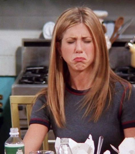 . (@bestofrachelg) / Twitter Estilo Rachel Green, Rachel Green Outfits, Quotes Movie, Jenifer Aniston, Jen Aniston, Ross Geller, Friends Cast, Quotes Famous, Quotes Beautiful