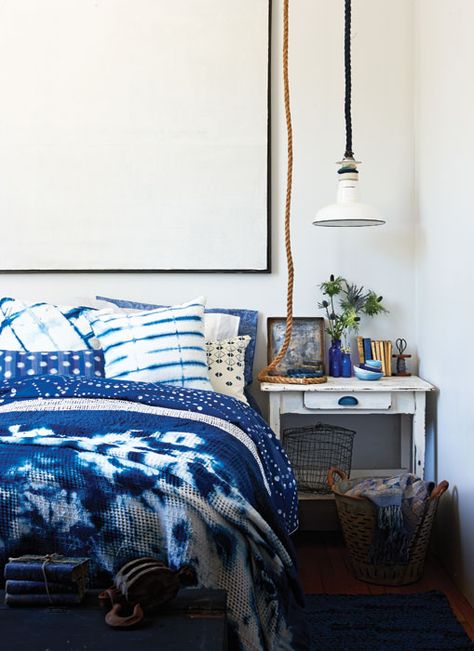 Go wild for indigo blue with these easy dip-dye projects for the home. Shibori Bedding, Seaside Bedroom, Indigo Bedding, Linen Layers, House Book, Geometric Pillow, In The Mood, Shibori, The Mood